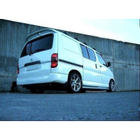 [ZADNÍ SPOILER TOYOTA HIACE - Bez základního nátěru]