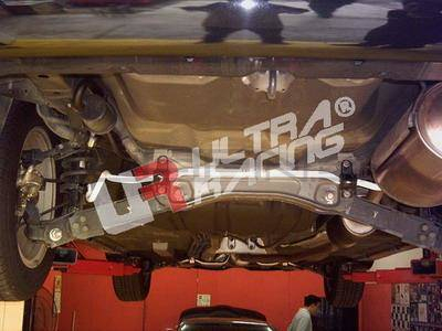 [Obr.: 10/55/16/3-honda-civic-01-05-2-3d-type-r-ultra-r-rear-sway-bar-16mm-1696468392.jpg]